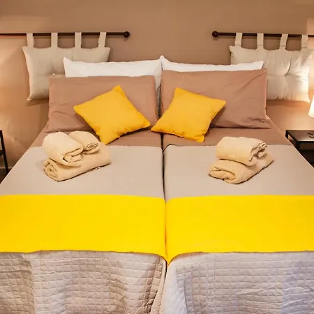 Residenza Donna Letizia Apartament *